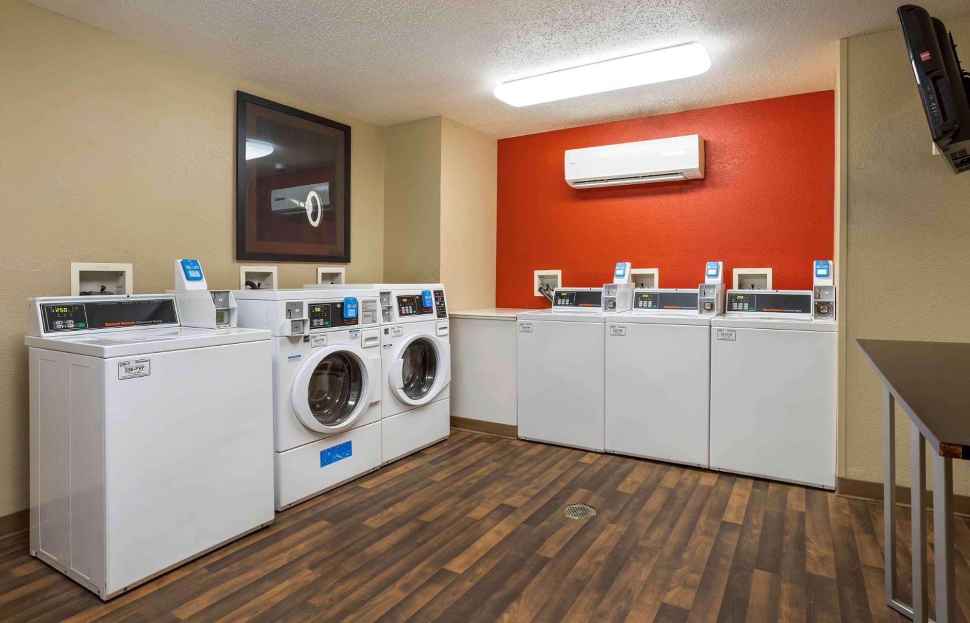 Extended Stay America Suites - Norwalk - Stamford Екстериор снимка
