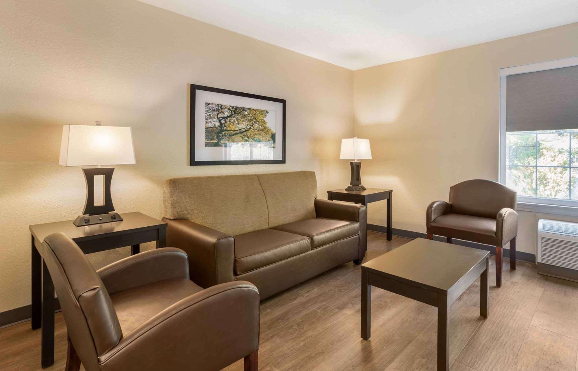 Extended Stay America Suites - Norwalk - Stamford Екстериор снимка
