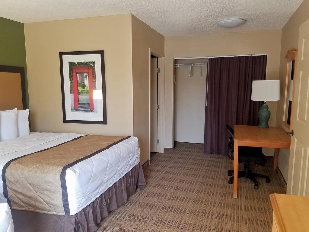 Extended Stay America Suites - Norwalk - Stamford Екстериор снимка