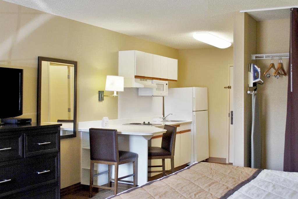 Extended Stay America Suites - Norwalk - Stamford Екстериор снимка