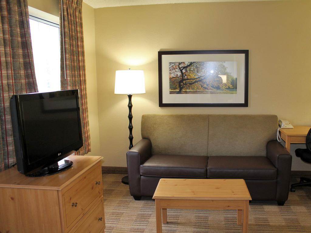 Extended Stay America Suites - Norwalk - Stamford Екстериор снимка