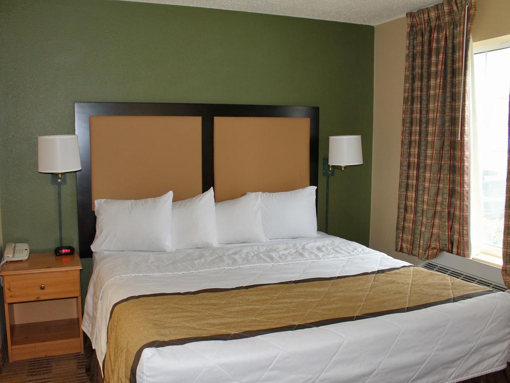 Extended Stay America Suites - Norwalk - Stamford Екстериор снимка